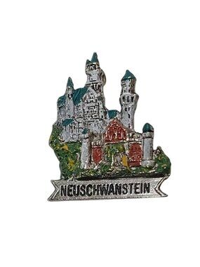 Neuschwanstein Castle Germany Souvenir Pin Brooch Bavarian Vintage